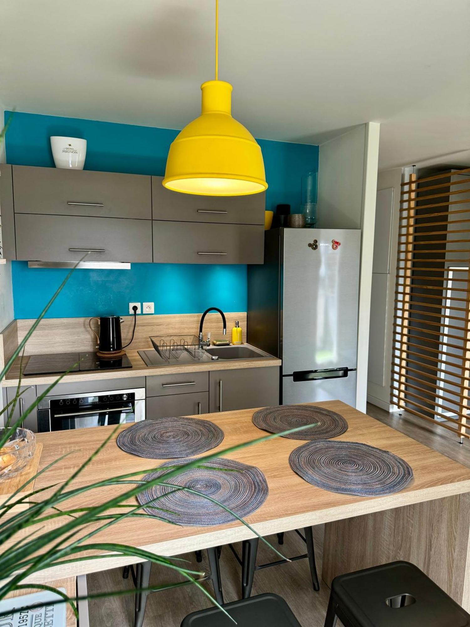 Studio 2 Adultes 2 Enfants Parcs Disneyland Paris Montévrain Exterior foto
